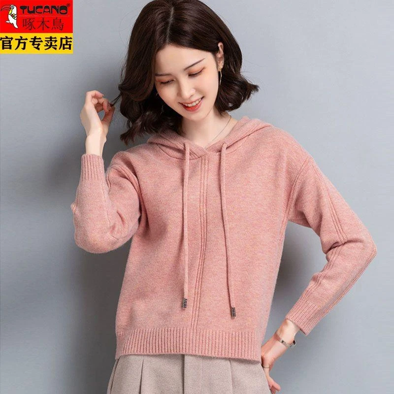 啄木鸟连帽羊毛衫女套头秋冬新款针织卫衣宽松减龄红色打底毛衣潮