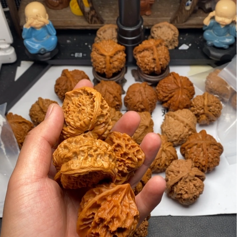 【闪购商品】桃核吊坠南**℡