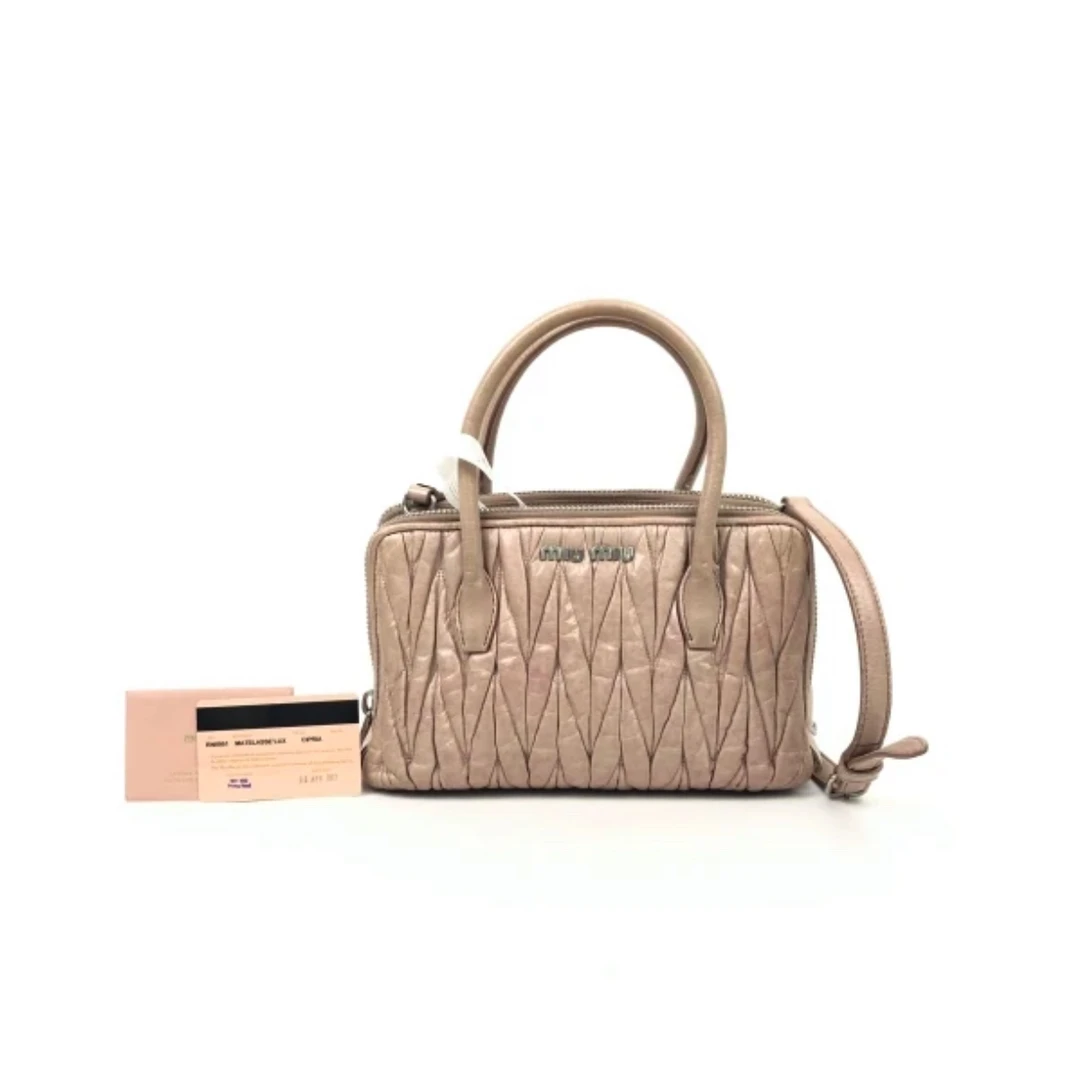 95新 MIU MIU/缪缪 MiuMiu/缪缪 裸色褶皱手拿单肩包 32784