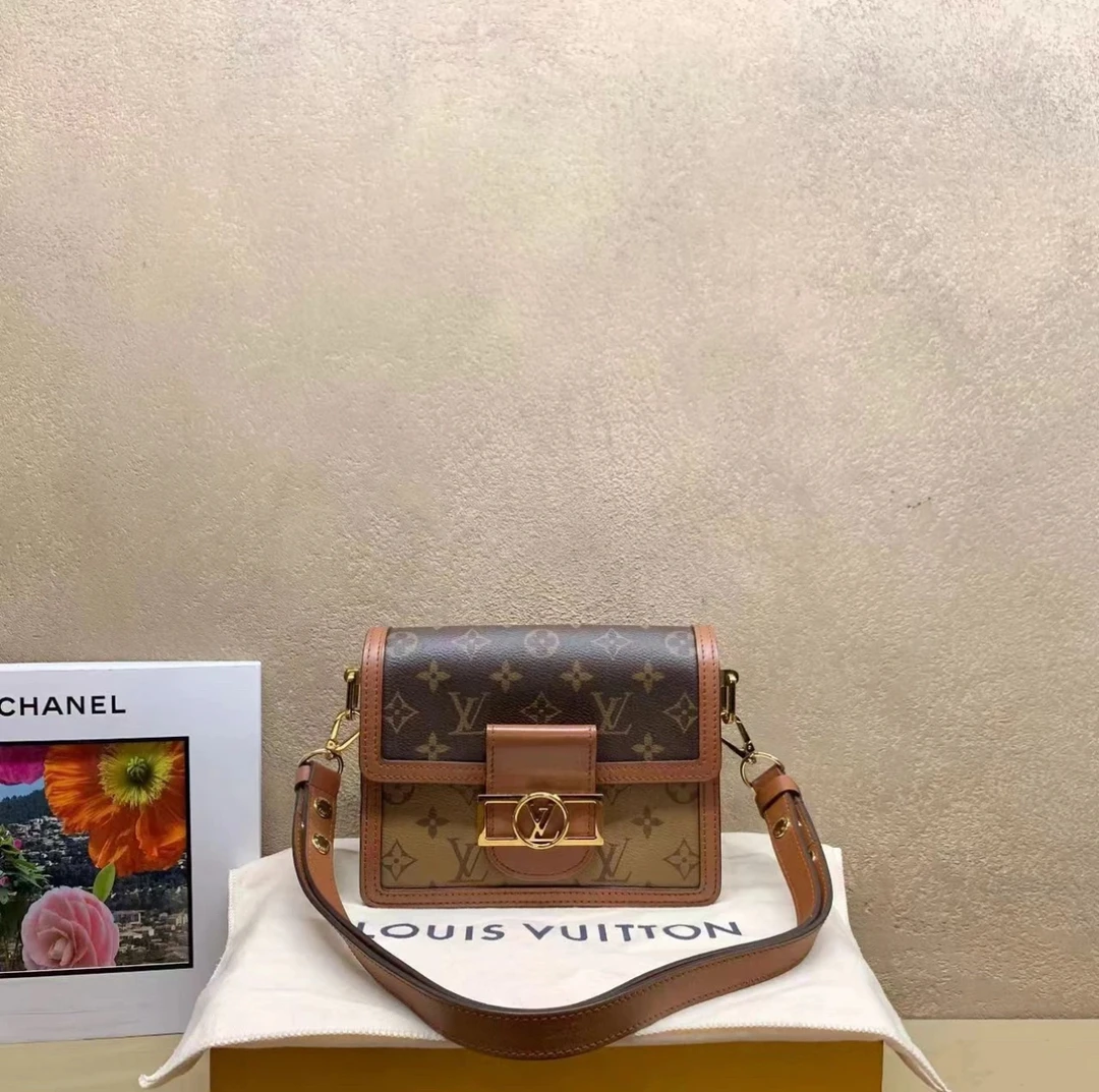 95新 LouisVuitton/路易威登 LV  小号达芙妮 80185
