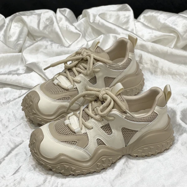 轻便老爹鞋女款2024新款轮胎鞋厚底显脚小首谷夏季薄款网面运动鞋