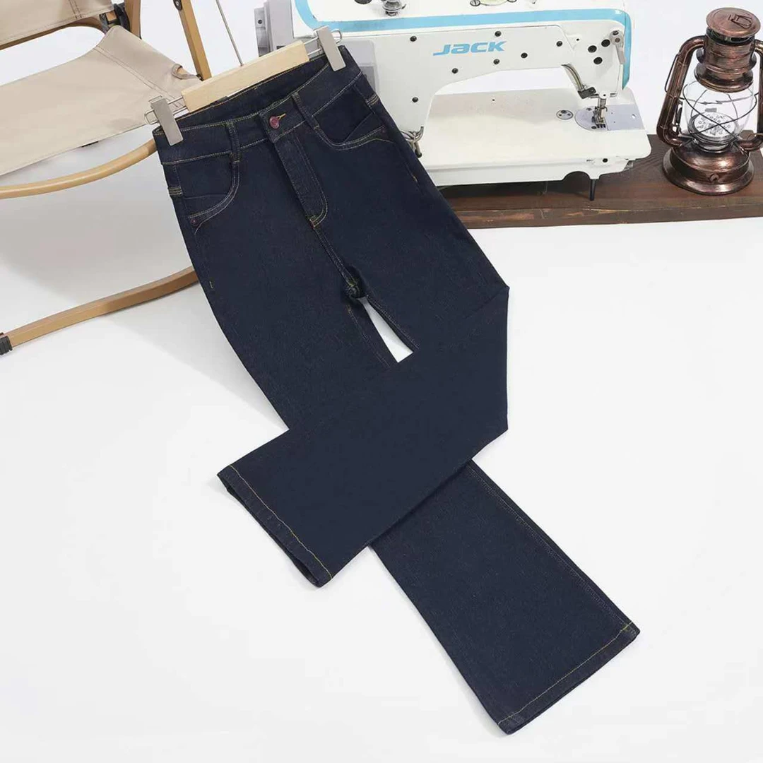 奋斗牛FDN冬季安吉拉红丹宁蓝加绒中腰时尚修身女士微喇牛仔裤