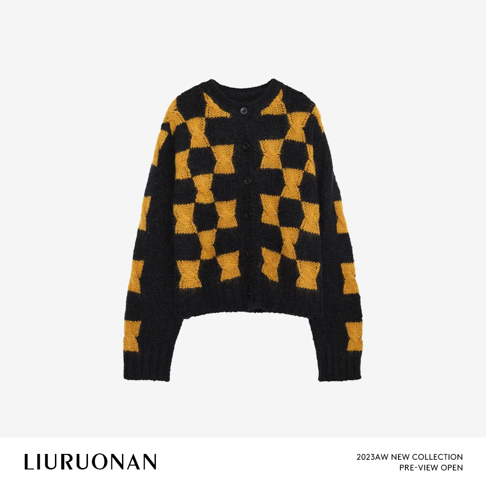 LIURUONAN 24AW 【万圣夜】撞色毛衣女圆领套头长袖秋冬保暖棋盘格