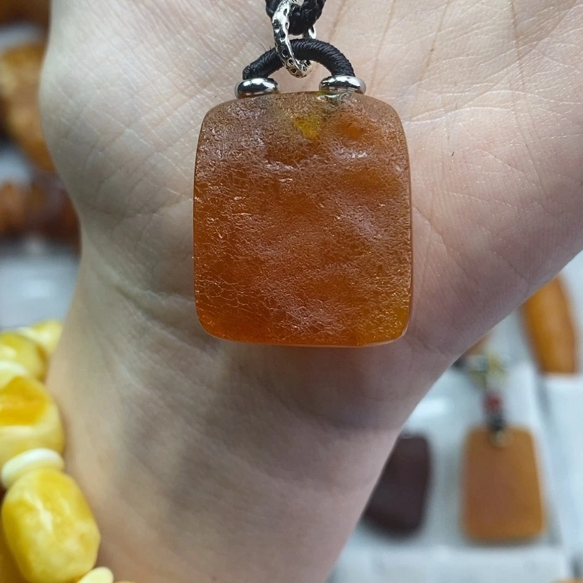 【闪购商品】琥珀珠宝奇石未镶嵌
