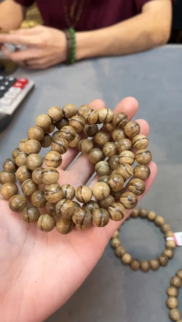 【闪购商品】沉香手串137号金三角多样性发货1条