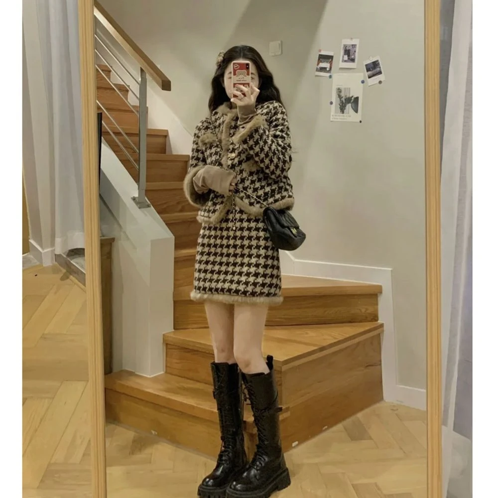 复古千鸟格小香风套装裙女秋冬新款小个子呢子毛边外套短裙两件套