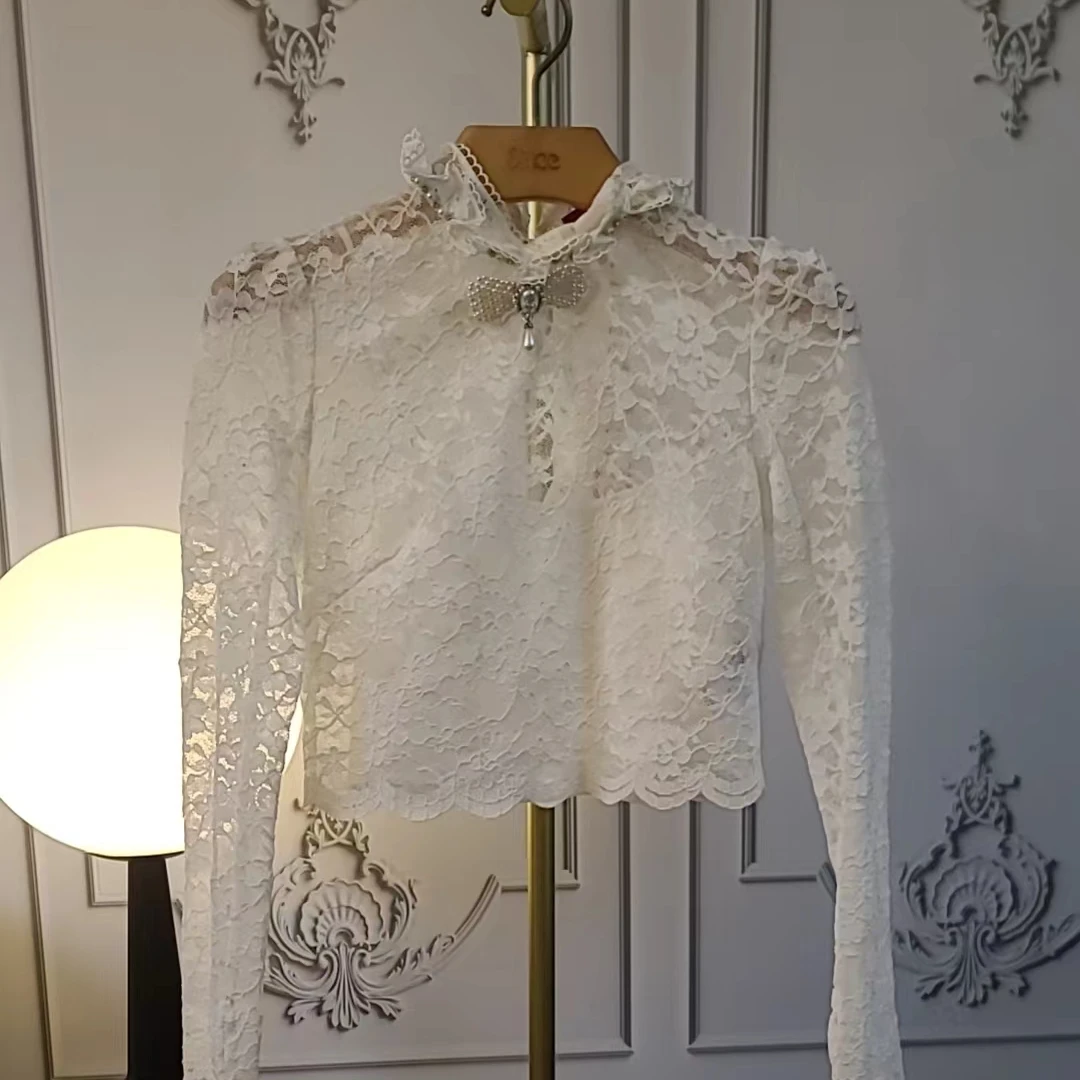 CG-破价『岚风蝴蝶』时尚蕾丝吊坠白色气质衬衣衬衫小衫长袖上衣-A