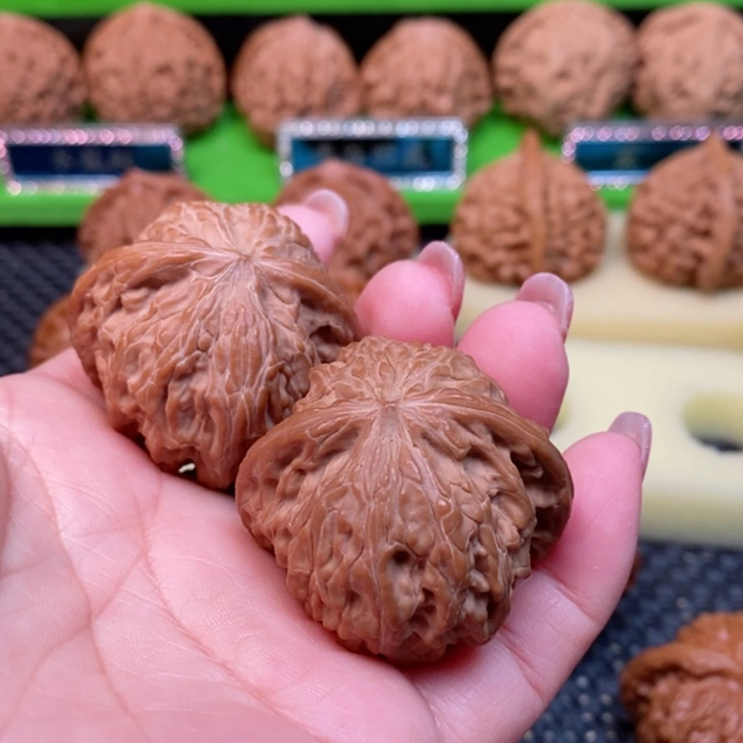 【闪购商品】文玩核桃吊坠我**果