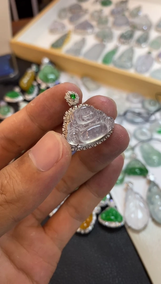 【闪购商品】翡翠吊坠(不含链)18K金镶嵌佛公