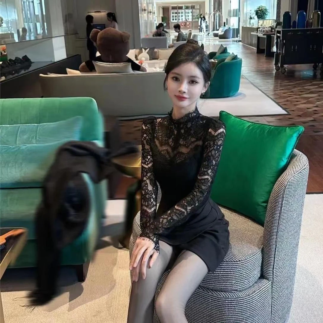 高级感气质镂空蕾丝长袖拼接性感女神修身显瘦开衩褶皱包臀连衣裙