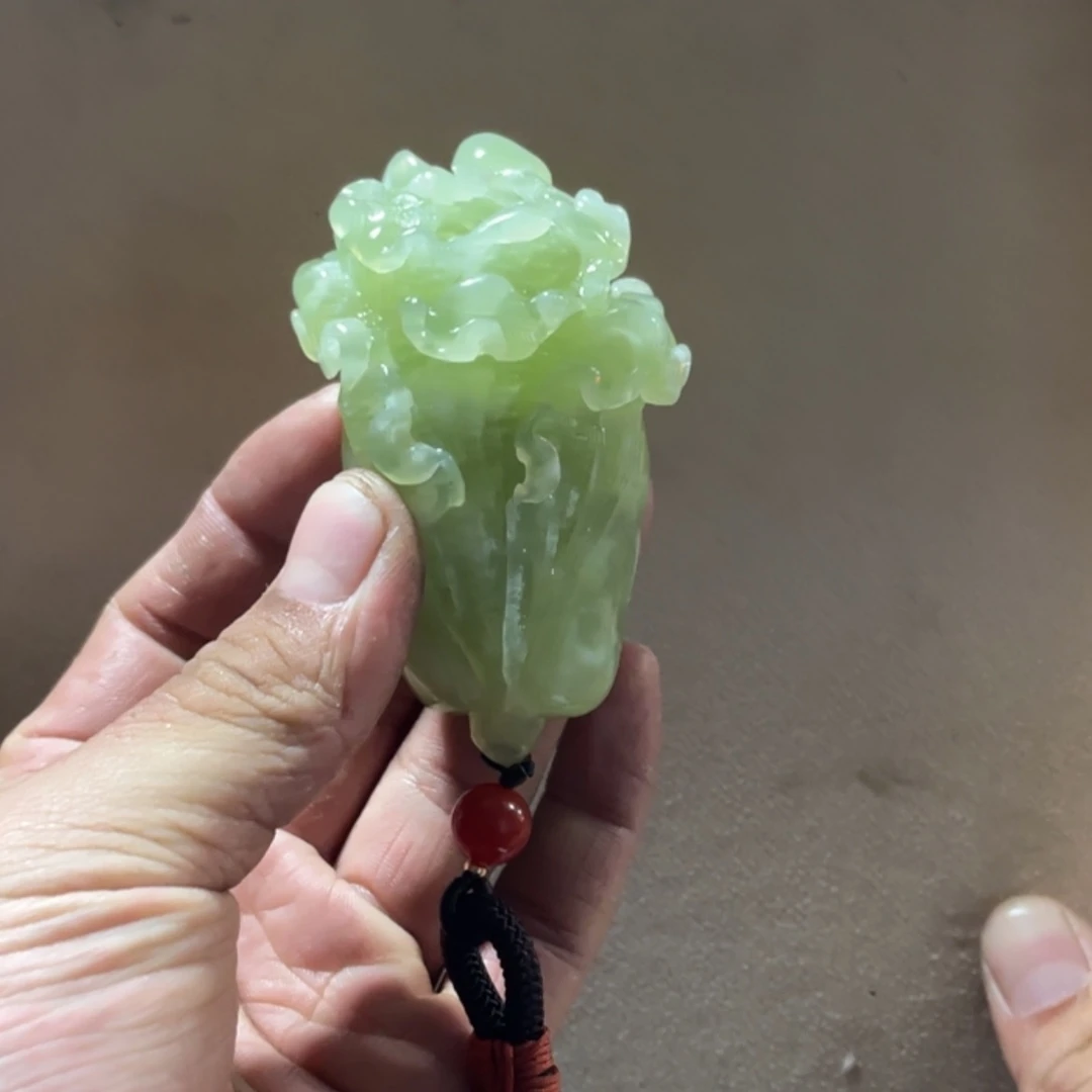 【闪购商品】蛇纹石玉手把件未镶嵌