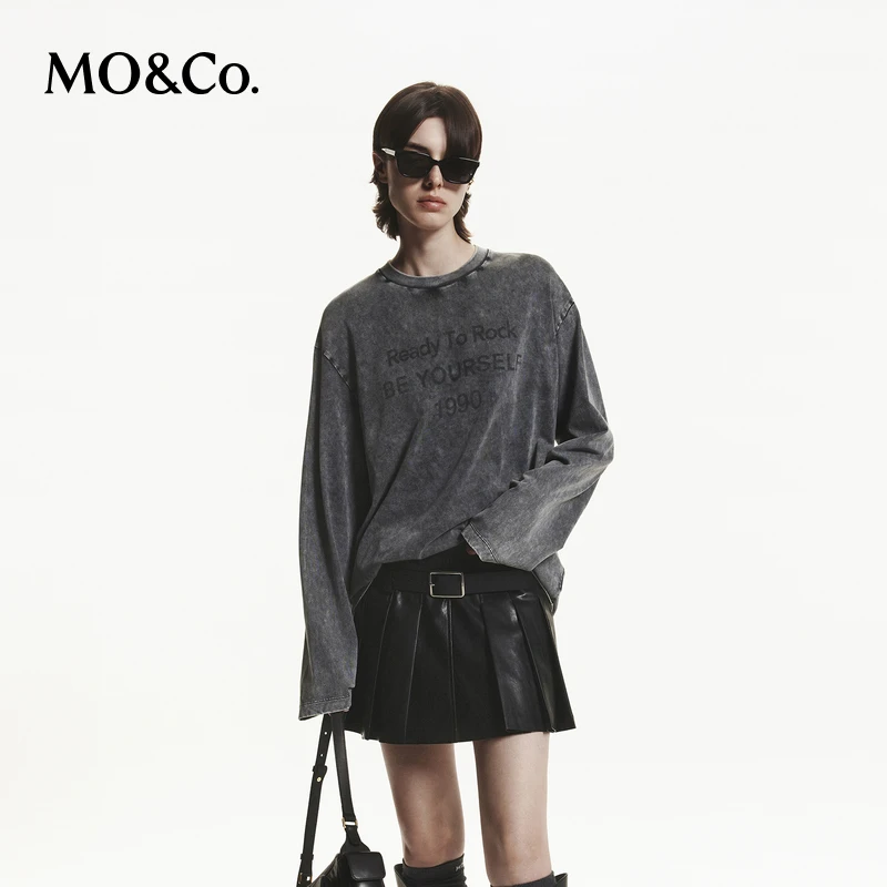 MOCO秋棉汉麻肌理脏染斑驳印花长袖宽松T恤MBD3TEE016