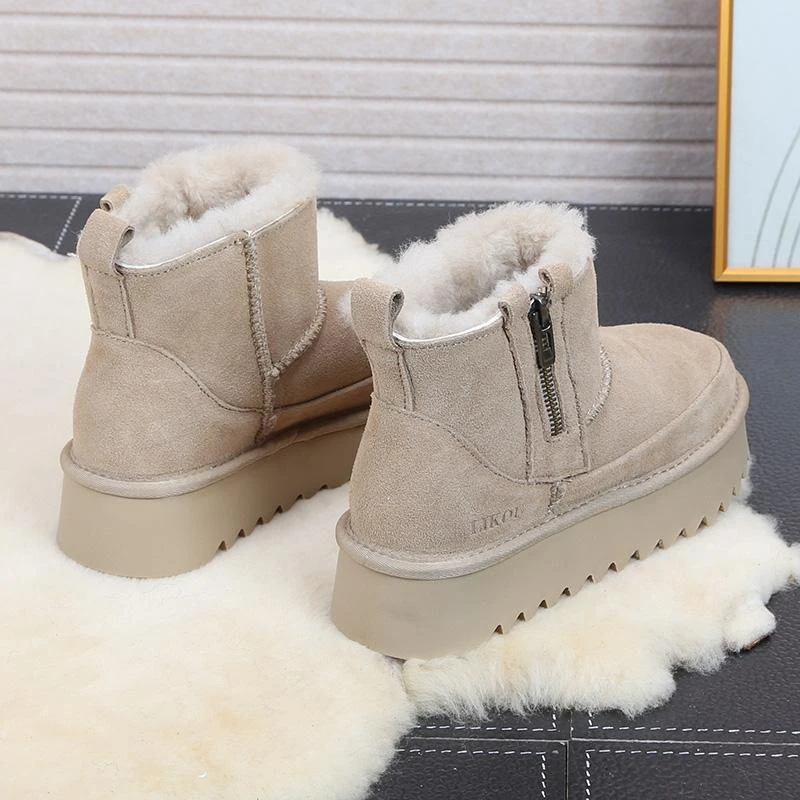 2024冬新款侧拉链厚底牛皮羊毛雪地靴女皮毛一体棉靴保暖短筒棉鞋