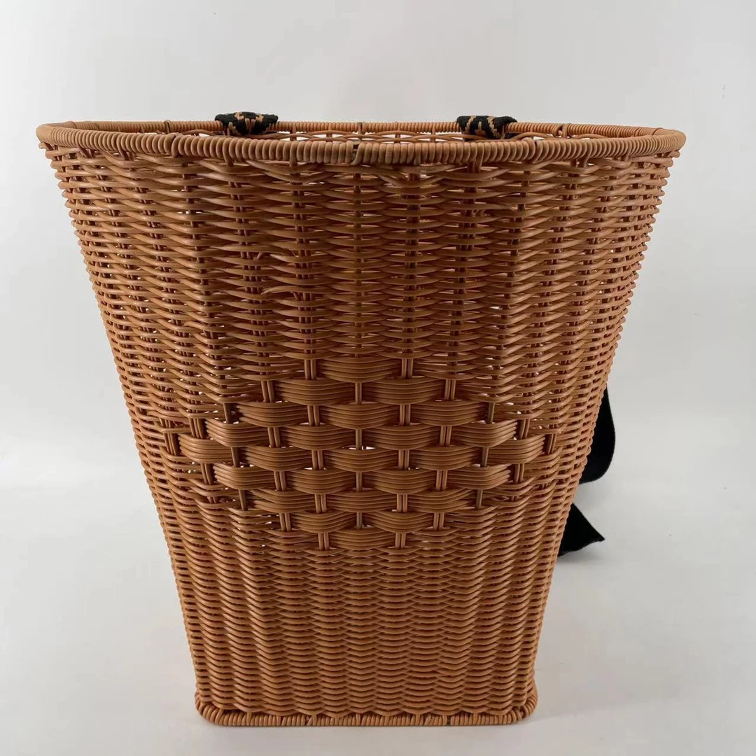 B111棕色圆形背篓纯手工编织