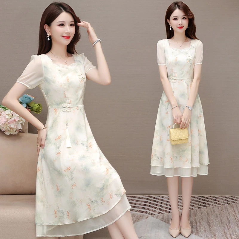 方领印花连衣裙女夏季2024新款韩版收腰显瘦复古新中式过膝a字裙