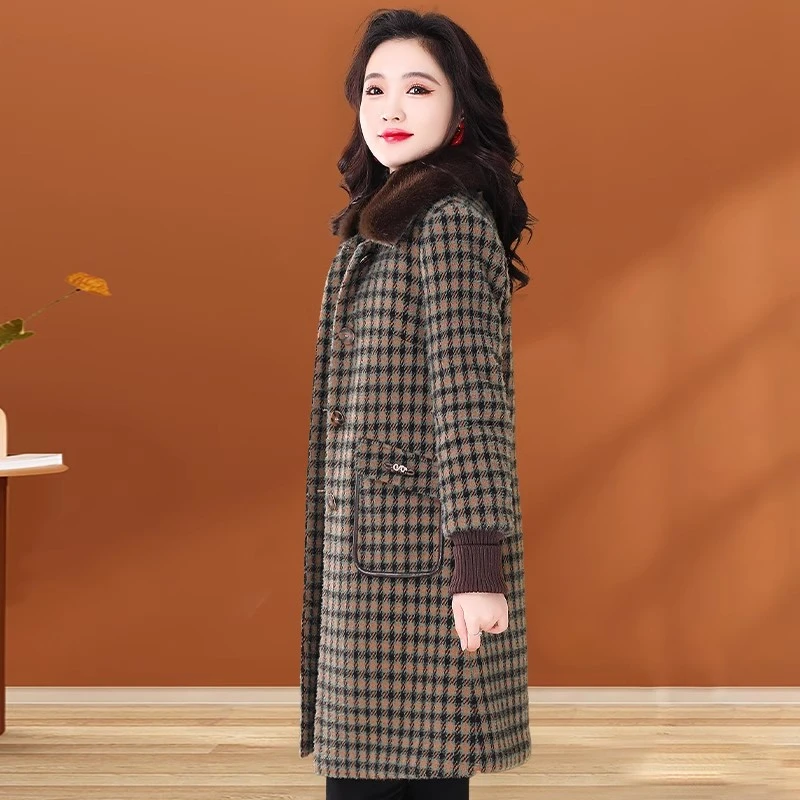 气质大衣女春秋冬2025新爆款小个子妈妈高贵气质格子毛呢毛领外套