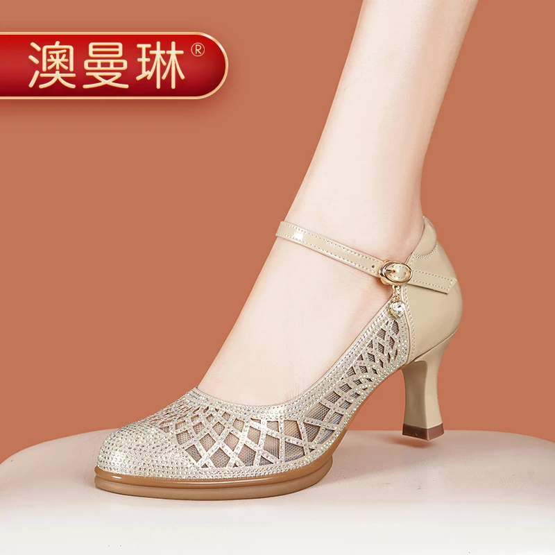网纱金色粗跟镂空凉鞋女2024夏季新款真皮走秀旗袍一字扣高跟凉鞋