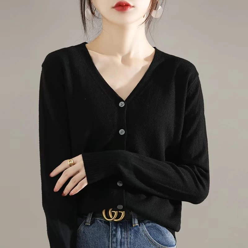[张洪波夫妇]秋冬季新款毛衣外套女2024新款百搭V领长袖修身
