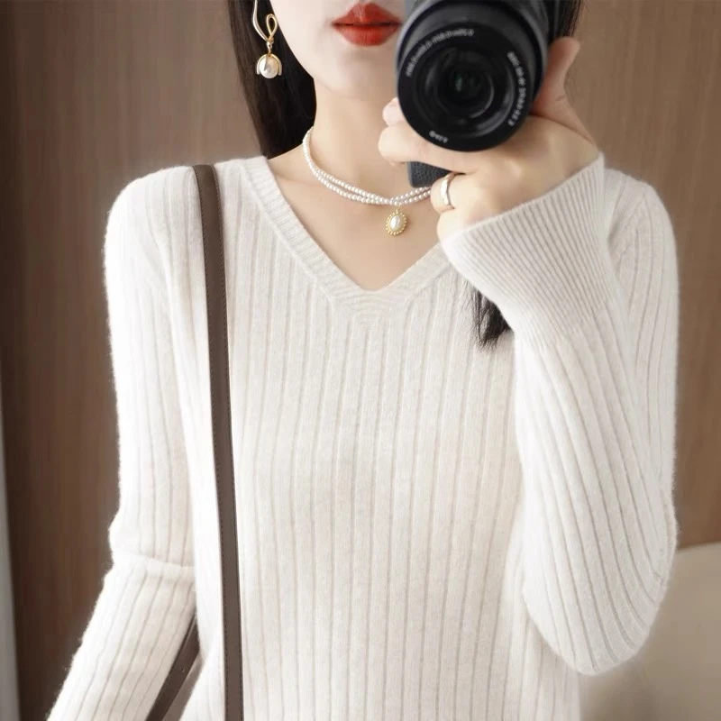 【小乐专享】女装V领毛衣秋冬针织打底衫宽松显瘦套头上衣