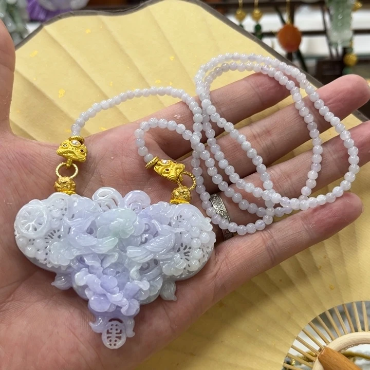 翡翠吊坠(赠链)未镶嵌代编织