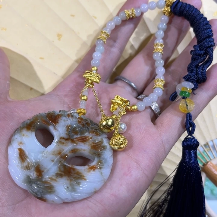 翡翠吊坠(赠链)未镶嵌代编织