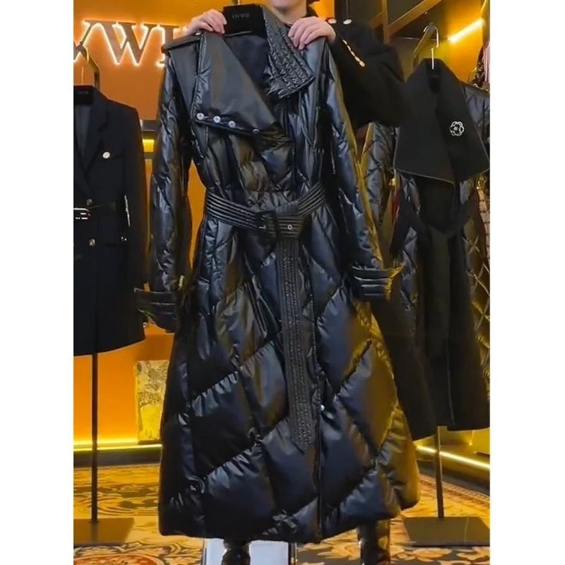 黑色菱形格棉服女2024年冬季新款设计感洋气长款加厚翻领外套