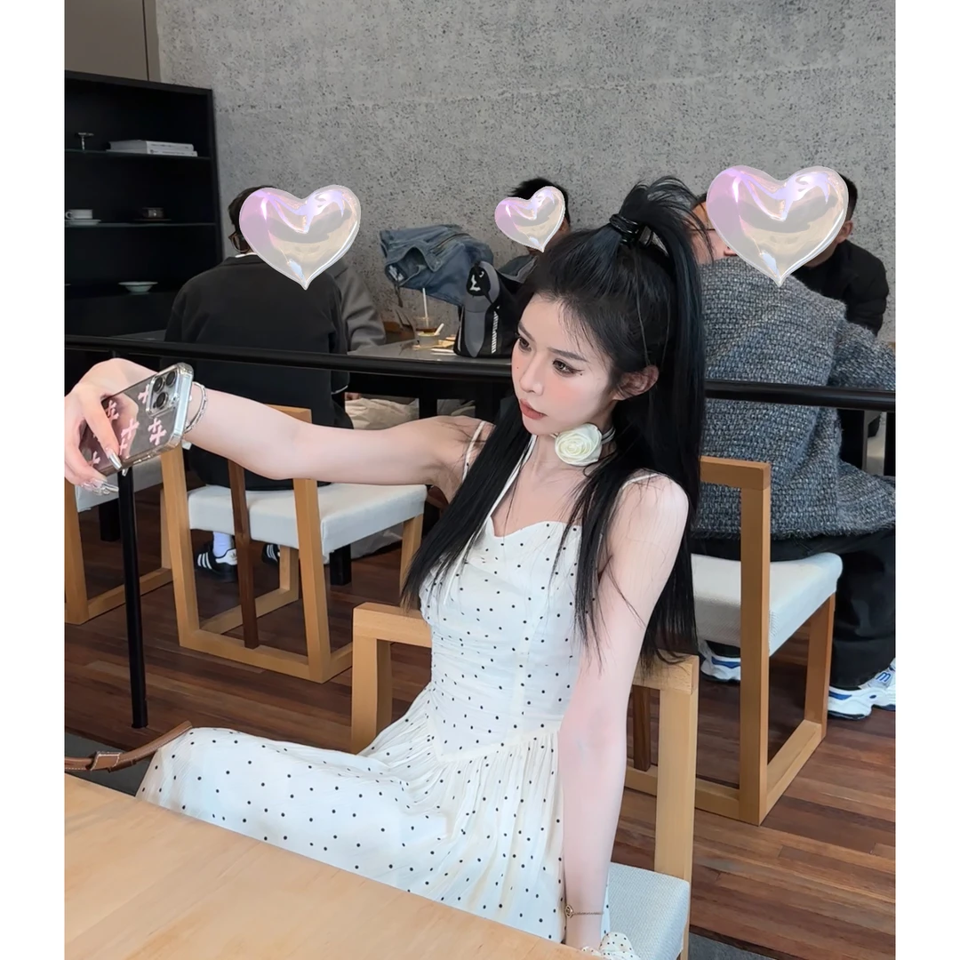 孙妍新款【波点白兰地】2024新款纯欲性感褶皱修身波点吊带连衣裙女