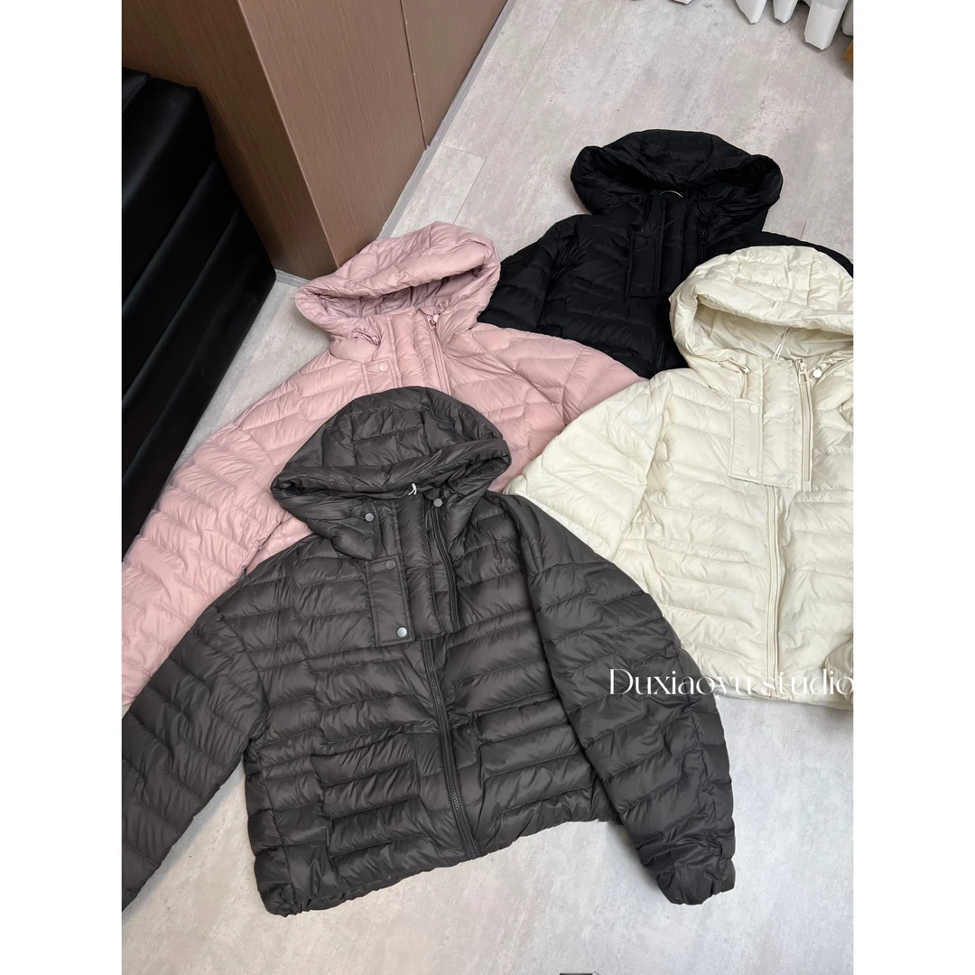 晓宇女装【时尚空间】红人上新 轻薄百搭连帽保暖羽绒服轻便女士