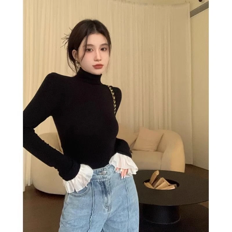 黑色半高领打底衫女秋冬2025新款设计感喇叭长袖t恤显瘦内搭上衣