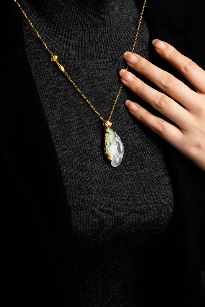 名玉艺术【事事如意】天然缅甸翡翠 18K金镶嵌 冰种飘花翡翠挂件