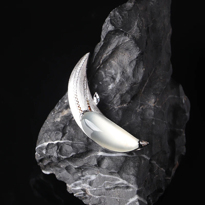 名玉艺术【月光】天然缅甸翡翠 18K金镶嵌 高冰起光翡翠挂件