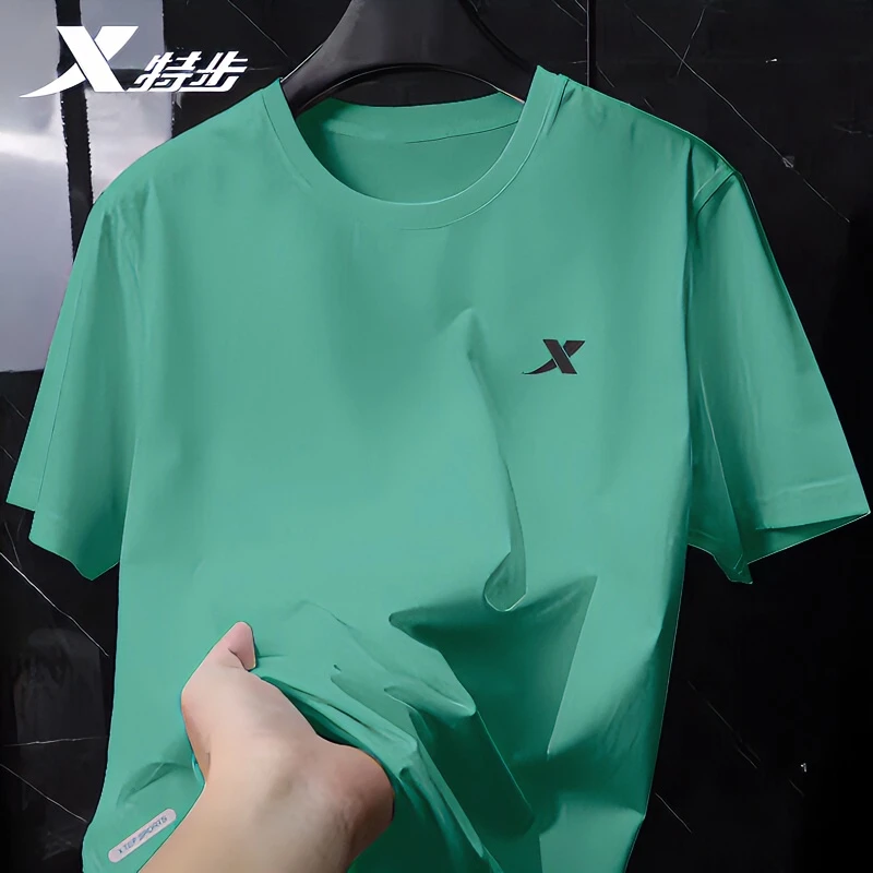 特步短袖男夏季冰丝T恤绿色透气速干跑步体恤官方正品运动上衣男