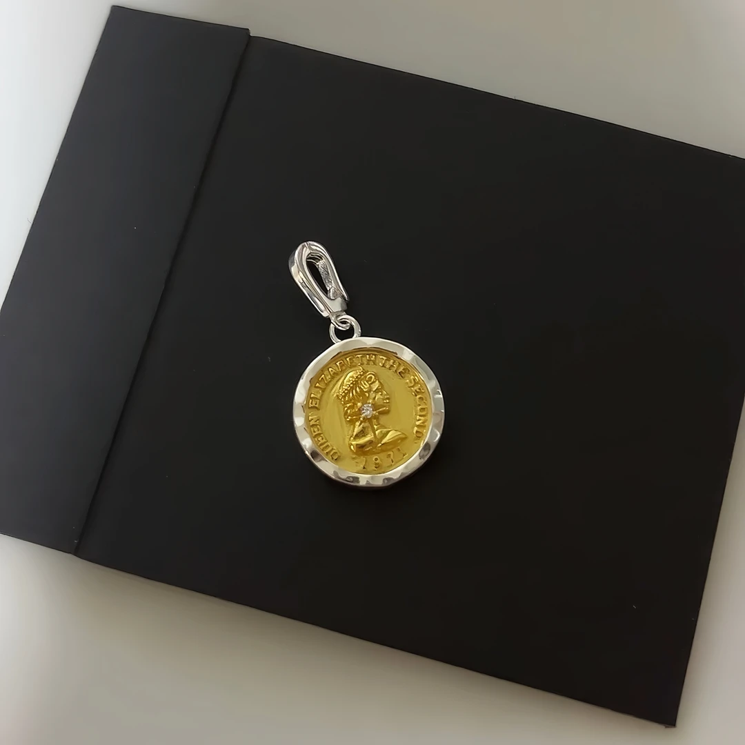 吊坠925银 重工女王牌人像古币金银撞色万能扣头欧美风吊坠9007