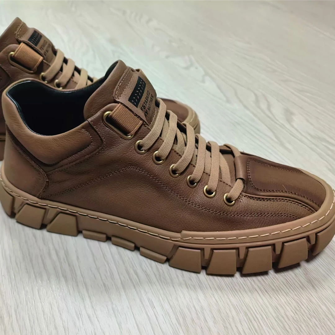 男士冬季真皮舒适时尚百搭秋冬男款男鞋户外棕色低帮系带