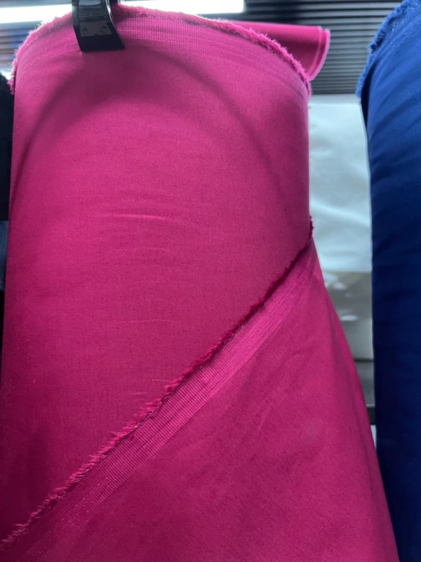 23   服装面料纯棉弹力贡缎细斜纹中厚