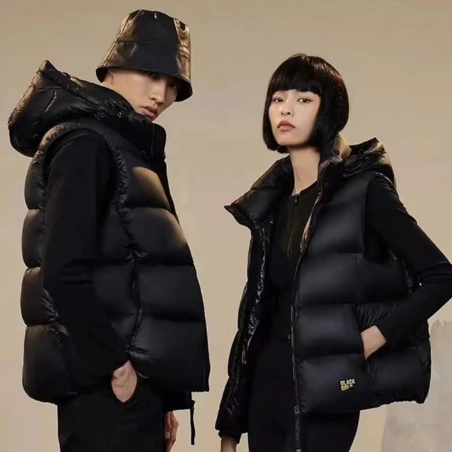 男女同款黑金马甲