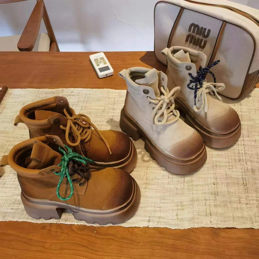 小小苏新款透气真皮风厚底休闲百搭夏季潮流女靴多色系带