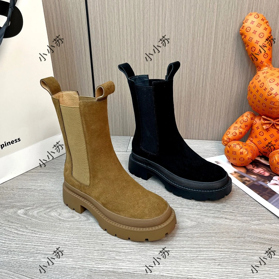 小小苏 时尚洋气中筒显高穿上超飒马丁靴