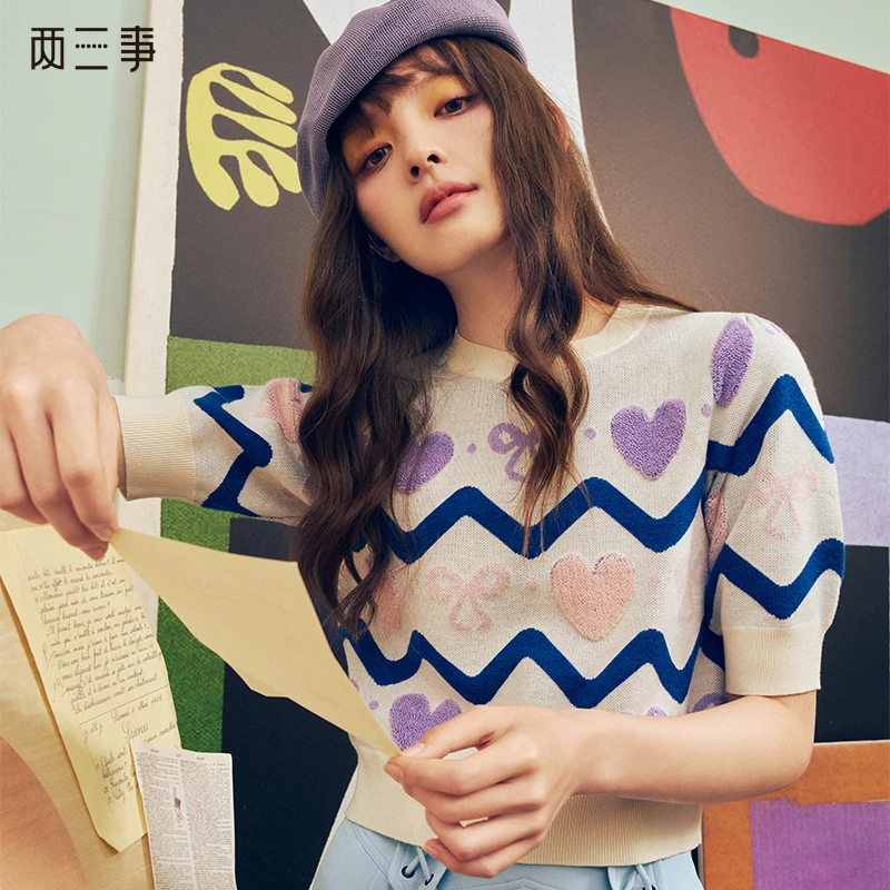 两三事【心动频率】毛巾绣提花短袖针织衫S24CZZ024