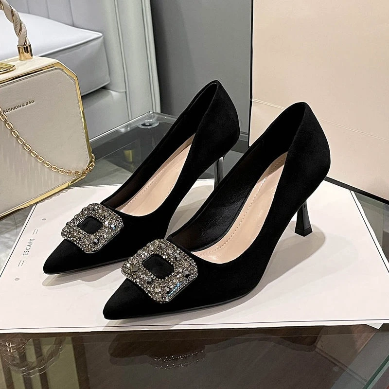 2025春季韩版尖头高跟鞋细跟性感水钻单鞋女百搭黑色绒面高跟女鞋