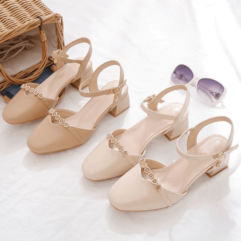 凉鞋夏季女款2025粗跟高跟鞋不累脚一字带方头中跟时尚单鞋配裙子