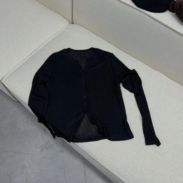 【杨英家小众设计师】老钱V领针织极简风开衫 881513