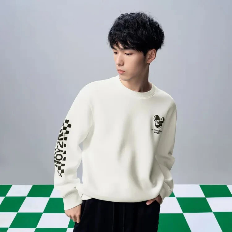 550款六明治空气层卫衣秋新款圆领棋盘格立体小标套头上衣男