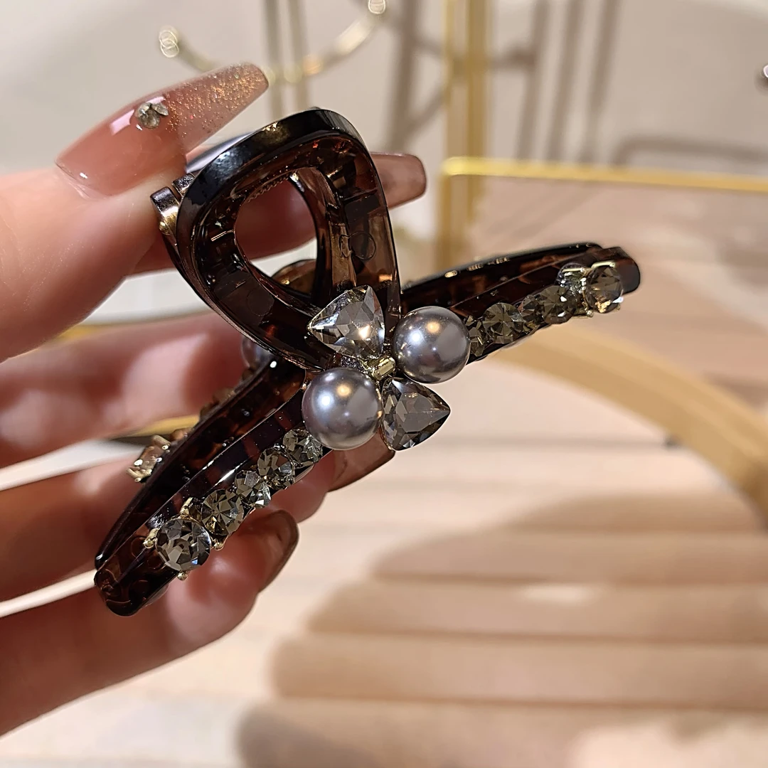 约7公分抓夹 轻奢时尚珍珠镶钻中号抓夹女网红百搭半抓发夹头饰