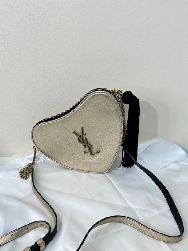 95新 YSL/圣罗兰 时尚爱心斜挎包