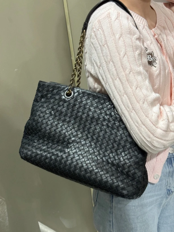 95新 BOTTEGA VENETA/葆蝶家 黑色编织单肩包