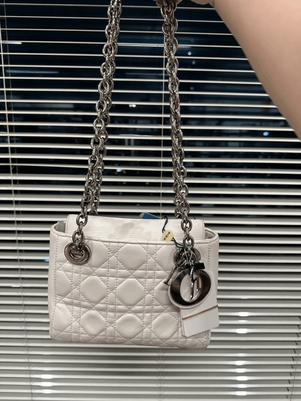 95新 DIOR/迪奥 白色单肩斜挎包时尚