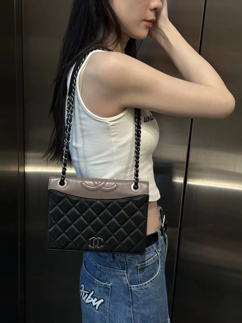 95新 Chanel/香奈儿 黑色翻盖双c时尚百搭