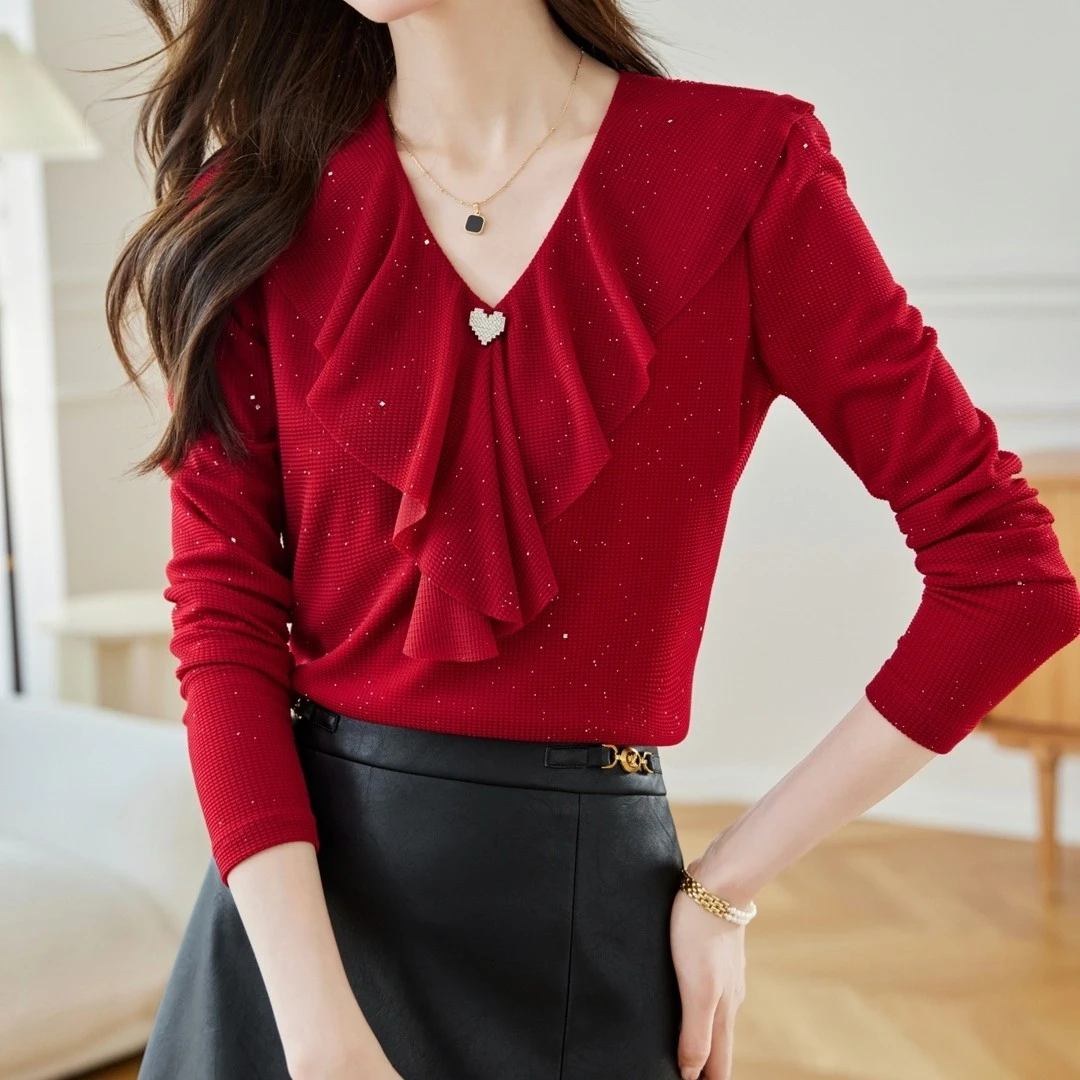 325香港素街时尚显瘦性感网纱镂空V领荷叶边爱心镶钻女衫