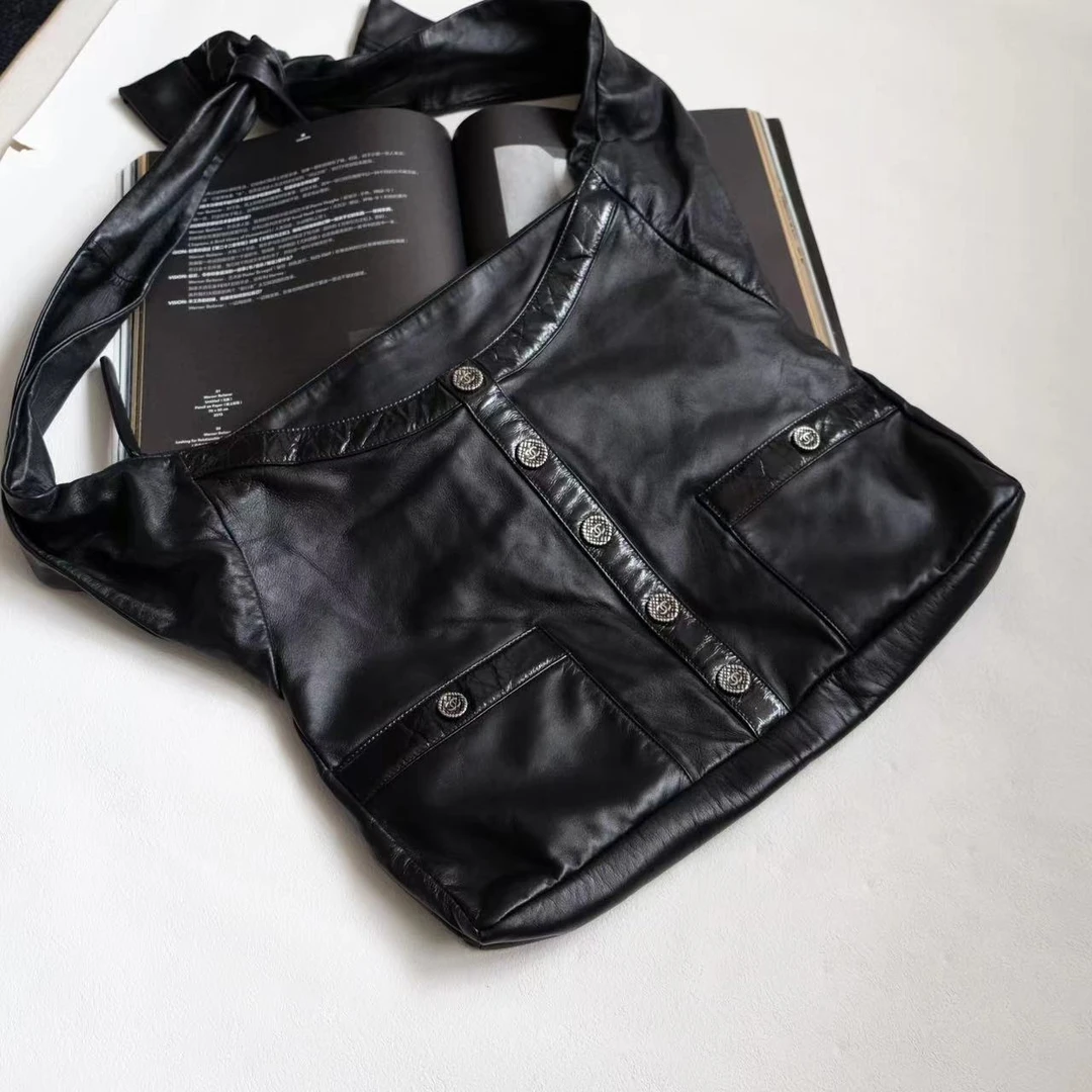 95新 Chanel/香奈儿 辣辣/黑色中号经典香奶奶衣服斜挎包